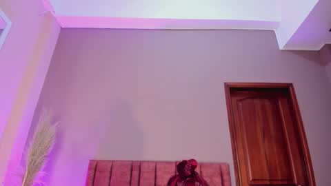 Jupiter Fox online show from 12.15.25