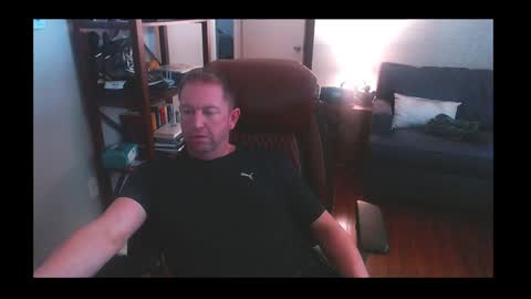 Snapshot of jusbeaz8722 chatting on 01.01.25 JustnSide Unexxst online show from 01.01.25