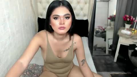 Snapshot of just_aleah chatting on 02.05.25 MY IG aleahgomez17 online show from 02.05.25