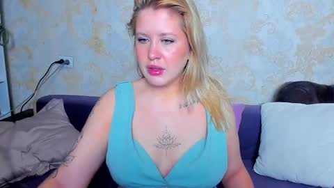 Alex Alexandra online show from 05.21.26