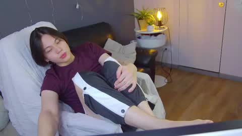 Snapshot of just_gay_ chatting on 02.01.25 just_gay_ online show from 02.01.25