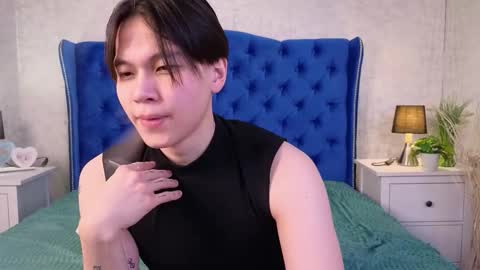 Snapshot of just_gay_ chatting on 03.06.25 just_gay_ online show from 03.06.25