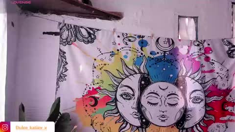 Snapshot of just_katiex chatting on 02.18.25 Sofia online show from 02.18.25