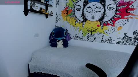 Snapshot of just_katiex chatting on 11.04.25 Sofia online show from 11.04.25