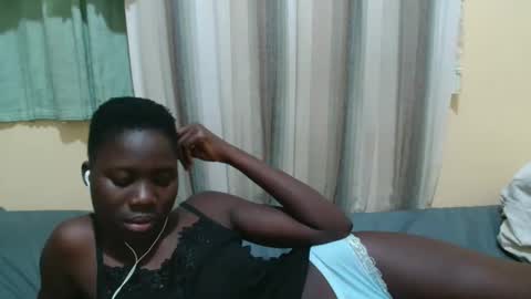 Lyra online show from 10.06.25