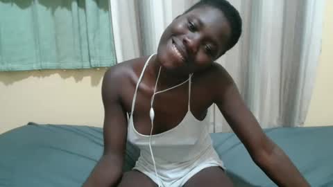 Lyra online show from 10.26.25