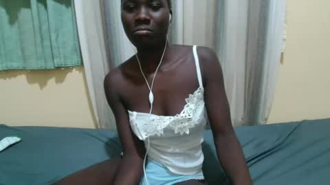 Lyra online show from 10.30.25