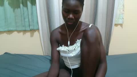 Lyra online show from 11.01.25