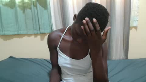 Lyra online show from 11.06.25