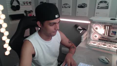 Snapshot of justagamerxxx chatting on 11.14.25 Rhys online show from 11.14.25