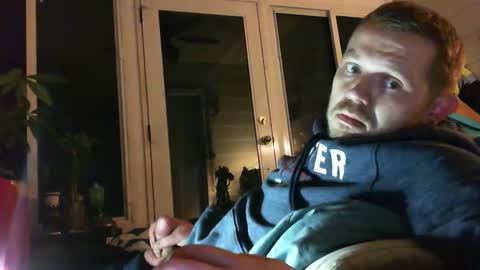 Snapshot of justclickthis chatting on 12.29.24 justclickthis online show from 12.29.24