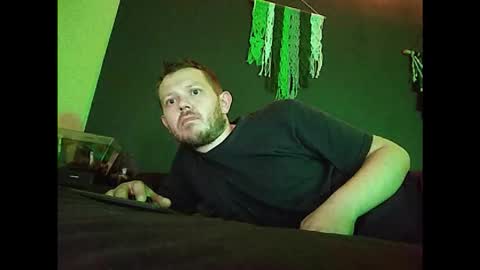 Snapshot of justclickthis chatting on 11.27.25 justclickthis online show from 11.27.25