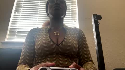 Snapshot of justfuckn chatting on 12.24.24 LOYALTY online show from 12.24.24