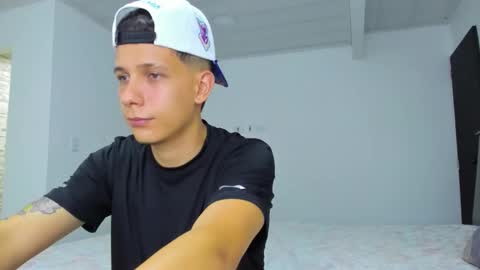 Snapshot of justin_biker chatting on 10.04.25 justin_biker online show from 10.04.25