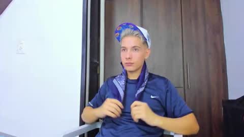 justin_biker online show from 11.22.25