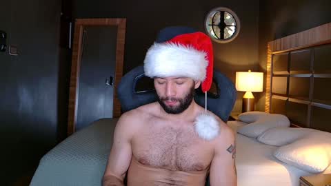 Snapshot of justin_hton chatting on 12.15.24 Justin online show from 12.15.24