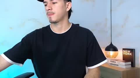 Justin online show from 12.05.25