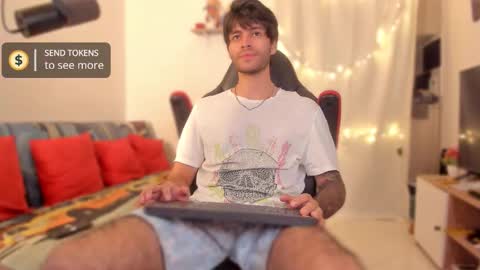 Snapshot of justin_stark1 chatting on 12.03.25 Diego online show from 12.03.25