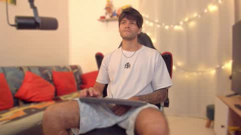 Snapshot of justin_stark1 chatting on 02.04.26 Diego online show from 02.04.26