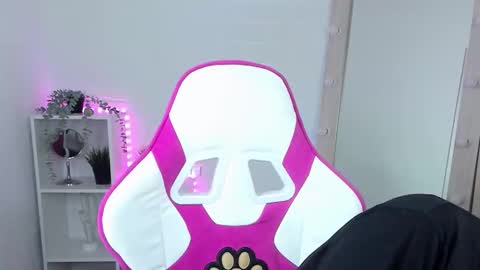 JUSTIN online show from 10.18.25