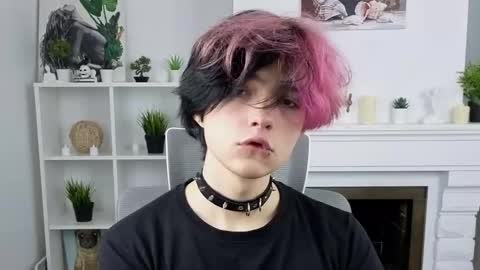 JUSTIN online show from 11.08.25