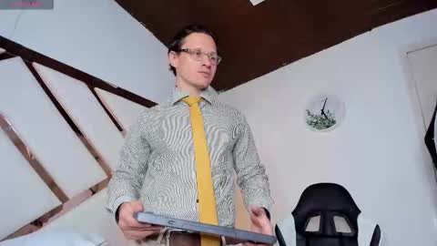 Justin  online show from 01.10.26