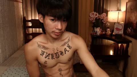justine_hunk online show from 12.22.24