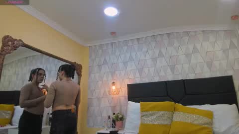 Justine online show from 10.14.25