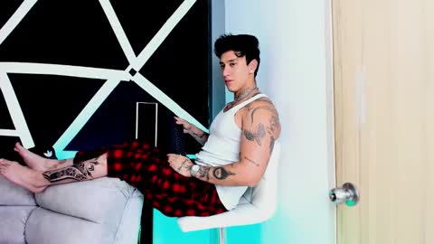 justinfuller_31 online show from 10.12.25