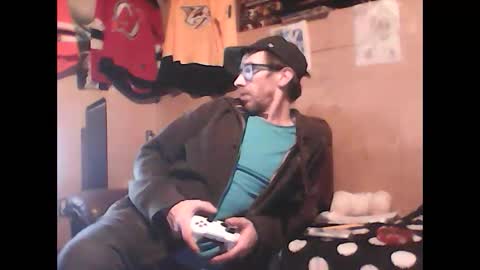 Snapshot of justinjerksit chatting on 12.08.24 justinjerksit online show from 12.08.24