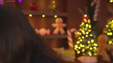 Snapshot of justinnejade chatting on 12.01.25 Justy online show from 12.01.25