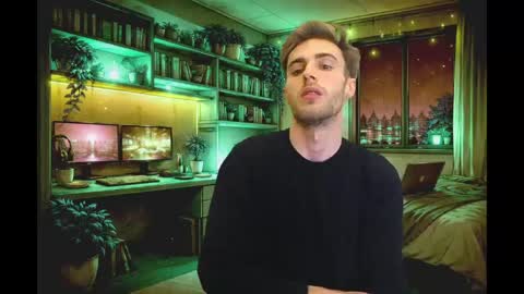 Snapshot of justinnordick chatting on 05.08.26 Hologram Guy online show from 05.08.26