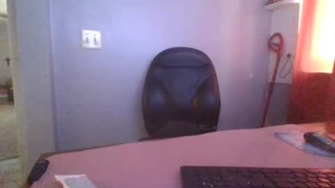 Snapshot of justintyme911128278 chatting on 07.29.26 justintyme911128278 online show from 07.29.26