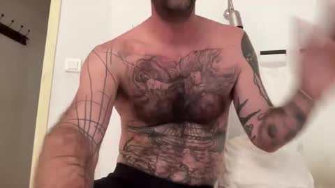 justmeandyou00 online show from 10.13.25