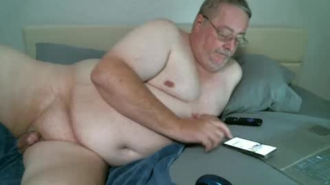 justmedm64 online show from 09.28.25