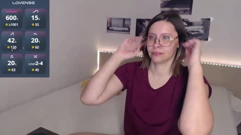 Julie online show from 12.11.24