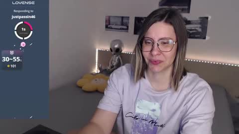 Julie online show from 01.17.25