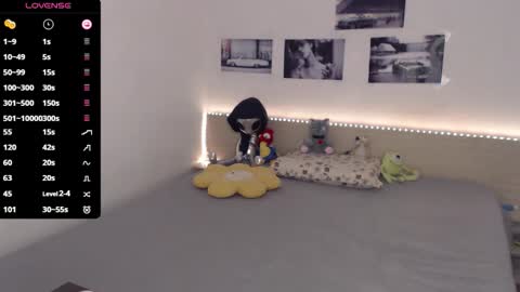 Julie online show from 09.18.25