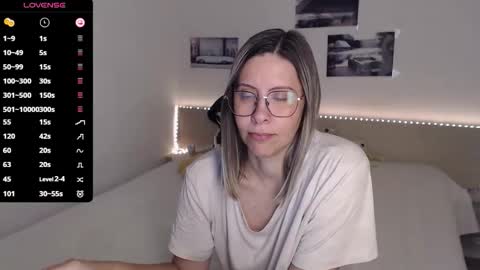 Julie online show from 10.16.25