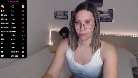 Julie online show from 10.17.25