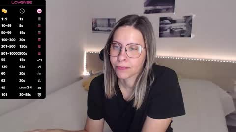 Julie online show from 10.18.25