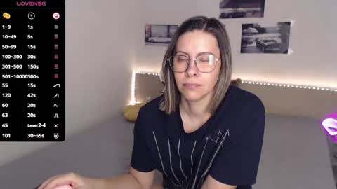 Julie online show from 02.20.26