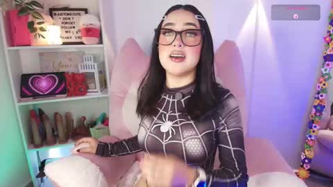 Snapshot of justonecute chatting on 02.28.26 Emy online show from 02.28.26