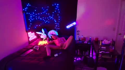 Eetantungfuk Mias online show from 02.12.25