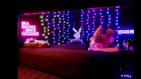 Eetantungfuk Mias online show from 02.23.25