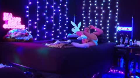 Eetantungfuk Mias online show from 02.28.25