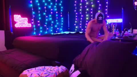 Eetantungfuk Mias online show from 03.06.25