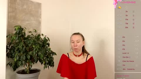 Snapshot of juu_jaa chatting on 02.09.25 Juja and Kira online show from 02.09.25