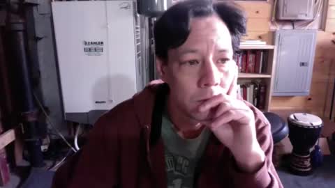 Snapshot of jy123abcd chatting on 01.05.25 tinychinychubby online show from 01.05.25