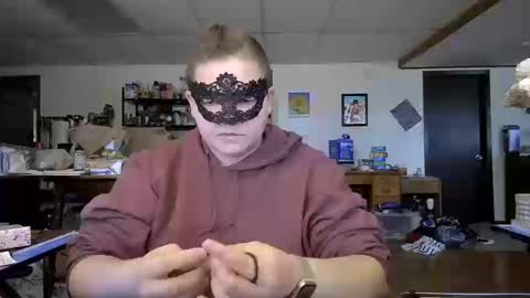 Snapshot of k1t_kat97 chatting on 10.12.25 k1t_kat97 online show from 10.12.25